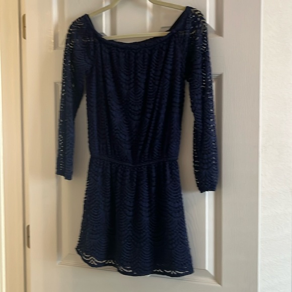 Lilly Pulitzer Lana Long Sleeve Off Shoulder Navy Romper Dress. Worn once. - Picture 1 of 4